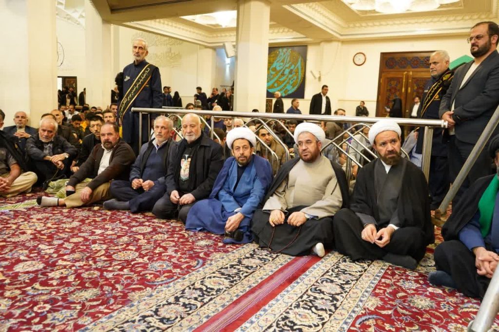 photo 2024 01 29 22 16 10 1024x682 - تصاویر مراسم شام شهادت حضرت احمد بن موسی الکاظم شاهچراغ علیه السلام