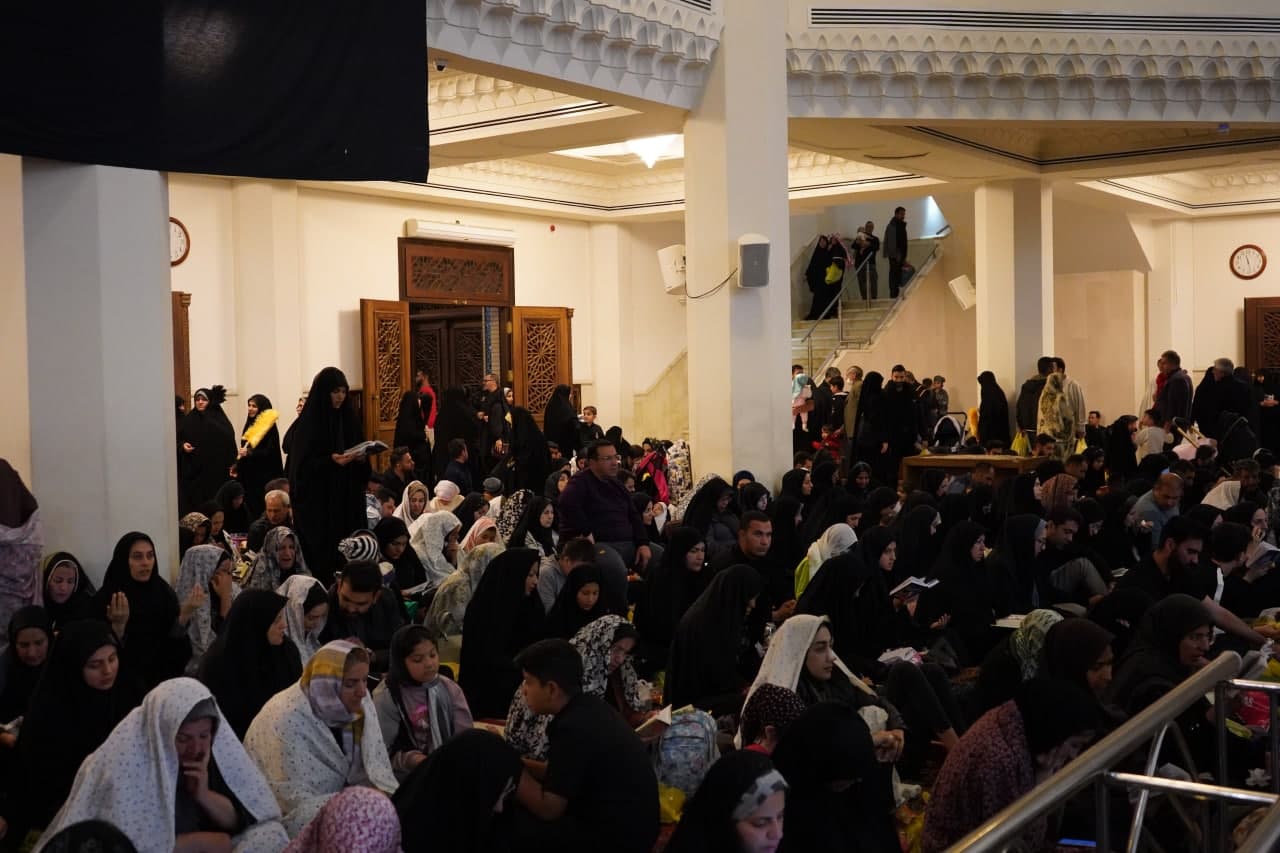 photo 2024 04 01 00 51 36 - تصاویر/ دومین شب قدر در حرم مطهر حضرت احمد بن موسی الکاظم علیه السلام