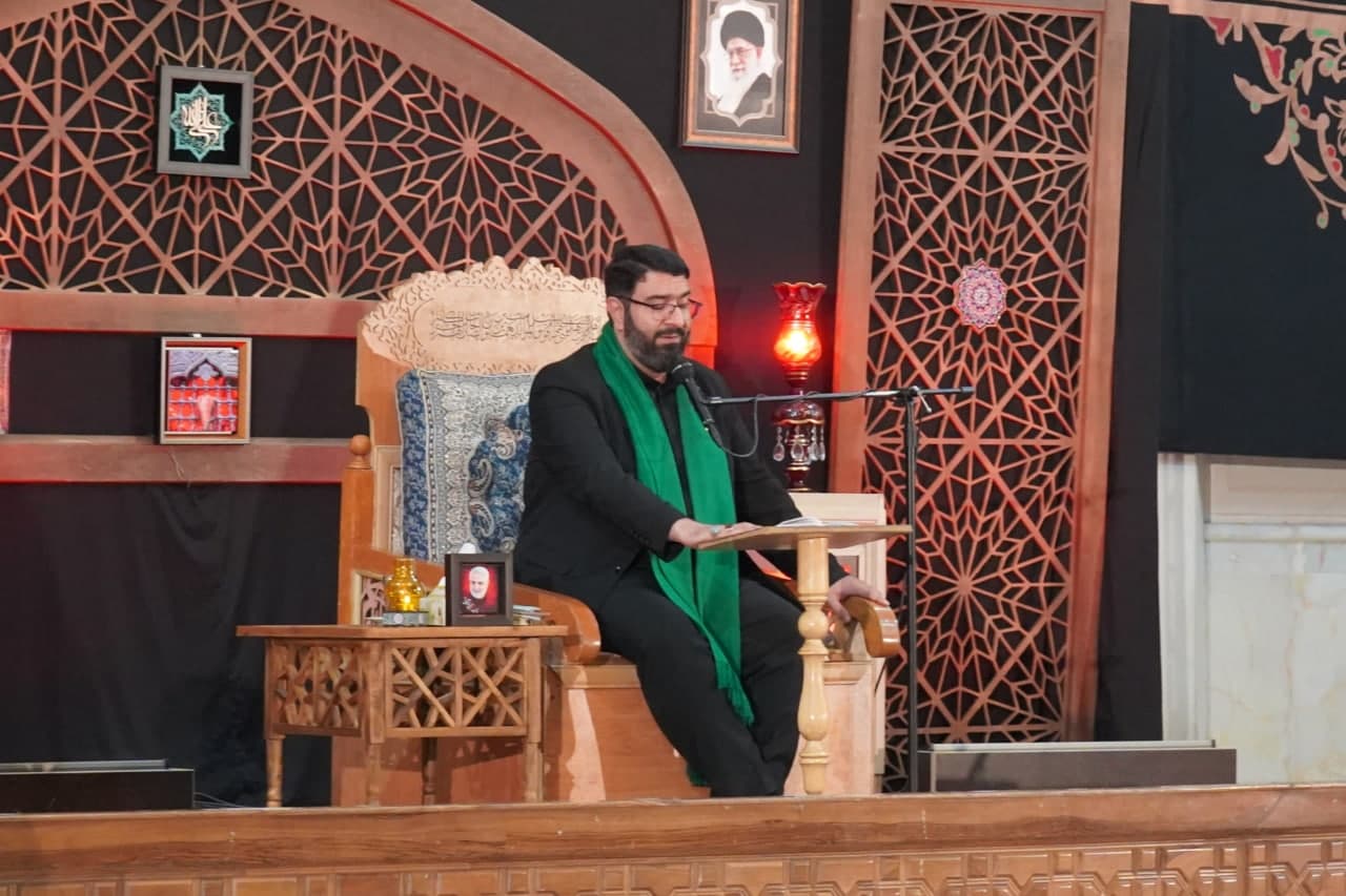 photo 2024 04 01 00 51 39 - تصاویر/ دومین شب قدر در حرم مطهر حضرت احمد بن موسی الکاظم علیه السلام