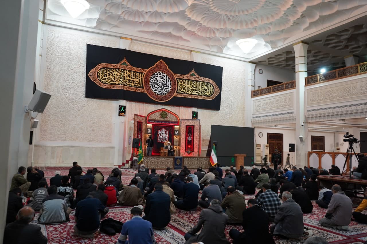 مراسم شب شهادت امام کاظم علیه السلام در حرم مطهر حضرت احمد بن موسی شاهچراغ علیه السلام photo 2025 01 25 20 32 47 - مراسم شب شهادت امام کاظم علیه السلام در حرم مطهر حضرت احمد بن موسی شاهچراغ علیه السلام
