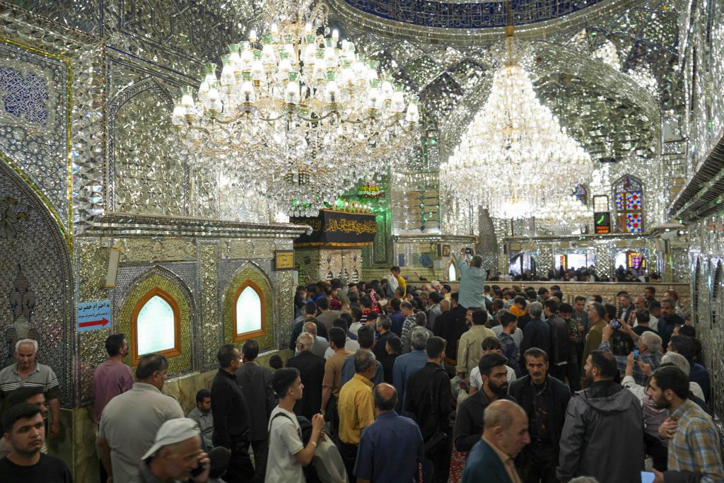 astanahmadi 7 2 1024x683 - نوروز علوی 1404 در حرم مطهر حضرت احمد بن موسی الکاظم شاهچراغ علیه‌السلام