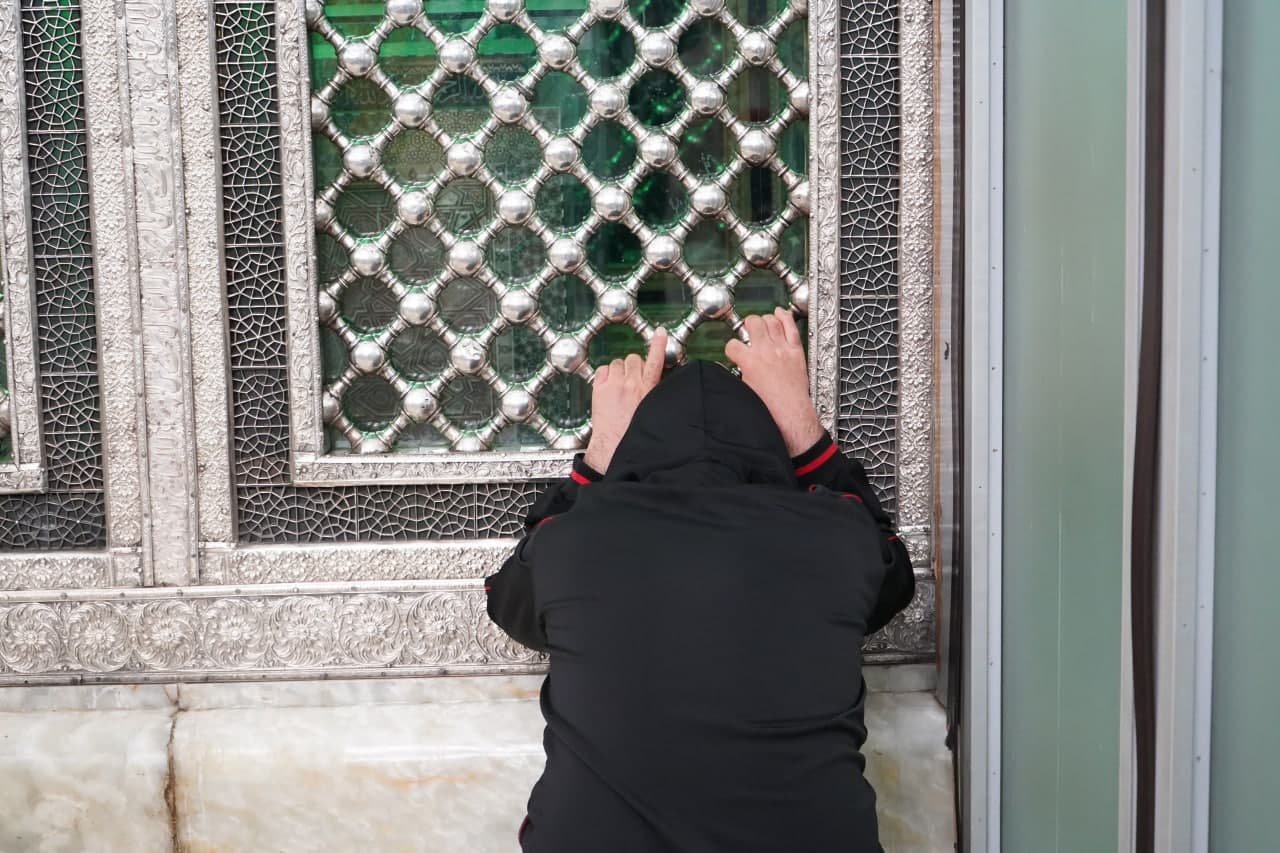 photo 2025 03 07 03 39 06 - تصاویر / مراسم احیاء و مناجات شب جمعه اول ماه مبارک رمضان و بزرگداشت سالگرد شهادت شهید حضرت آیت الله ربانی شیرازی