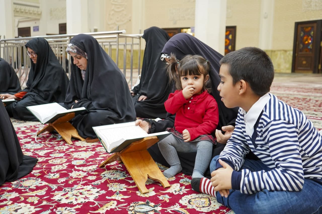 photo 2025 03 11 16 18 20 - محفل جزخوانی روز دهم ماه مبارک رمضان در حرم مطهر حضرت شاهچراغ علیه السلام