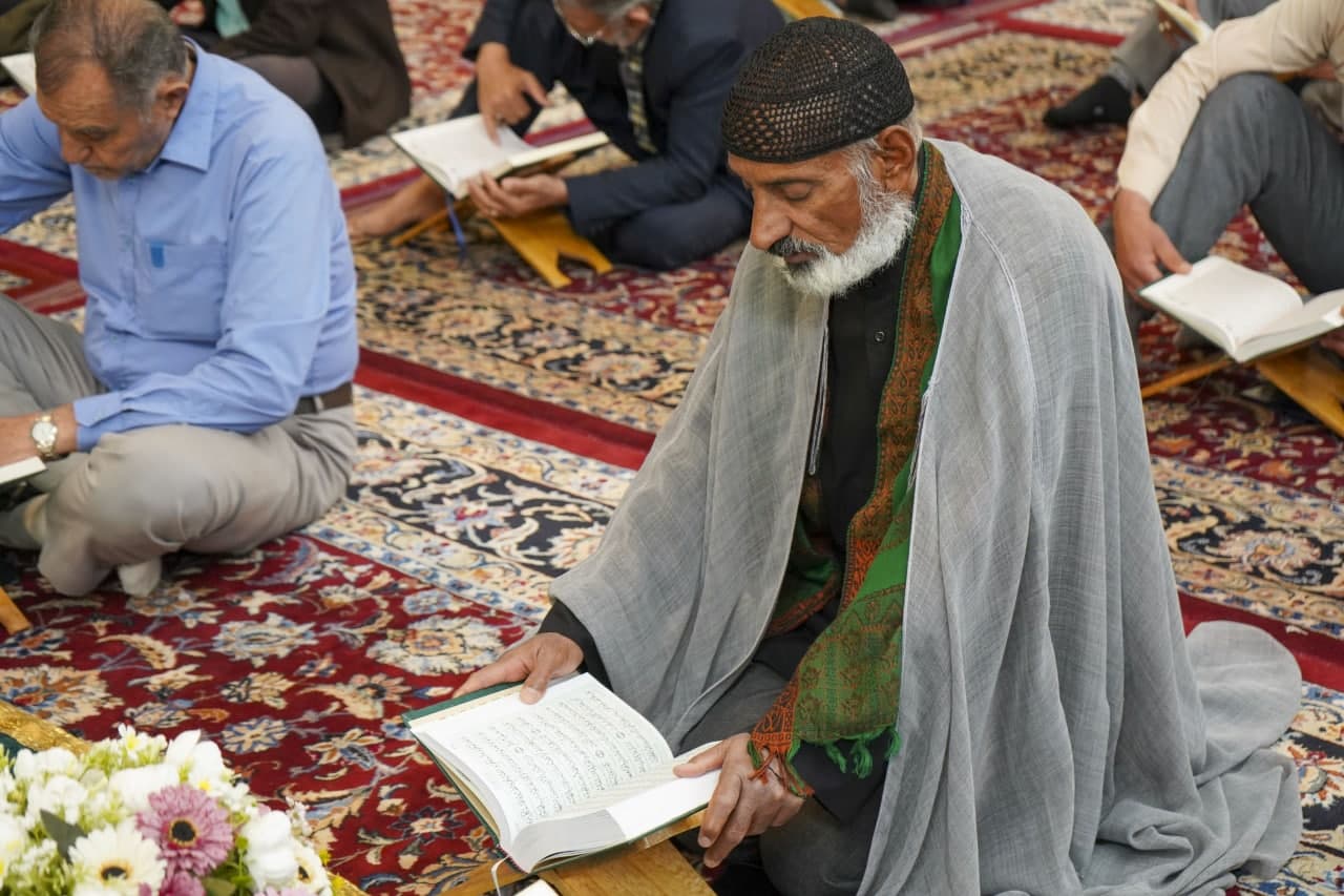 photo 2025 03 11 16 18 25 - محفل جزخوانی روز دهم ماه مبارک رمضان در حرم مطهر حضرت شاهچراغ علیه السلام