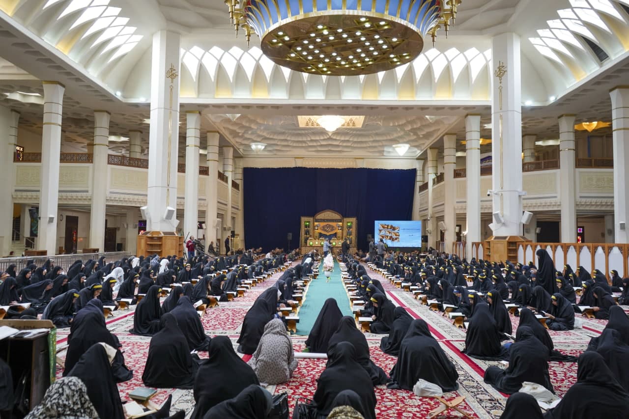 photo 2025 03 11 16 18 28 2 - محفل جزخوانی روز دهم ماه مبارک رمضان در حرم مطهر حضرت شاهچراغ علیه السلام