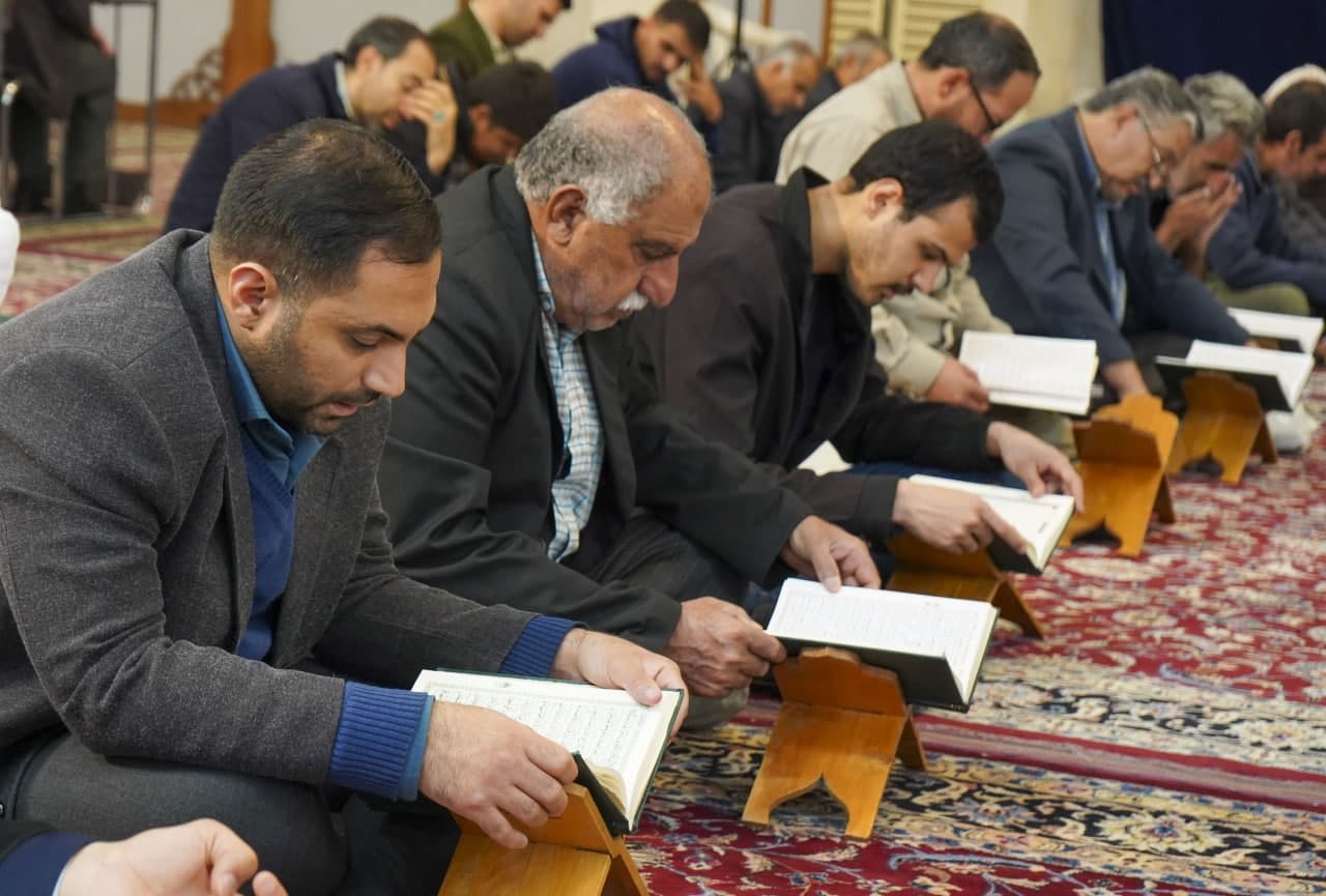 photo 2025 03 11 16 18 31 2 - محفل جزخوانی روز دهم ماه مبارک رمضان در حرم مطهر حضرت شاهچراغ علیه السلام