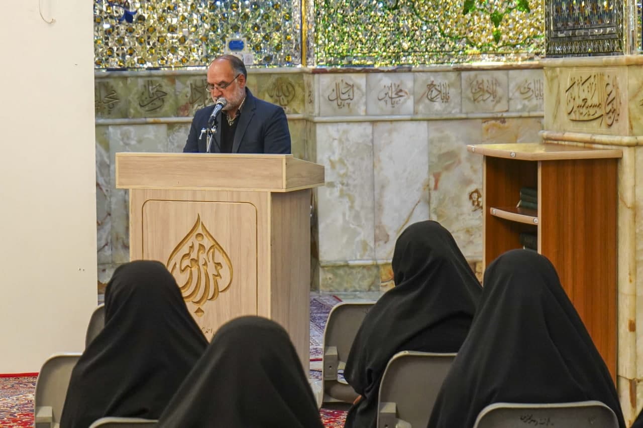 photo 2025 03 12 15 24 16 2 - تصاویر / مراسم عصر شعر و داستان مادر امت به مناسبت رحلت حضرت خدیجه سلام الله علیها