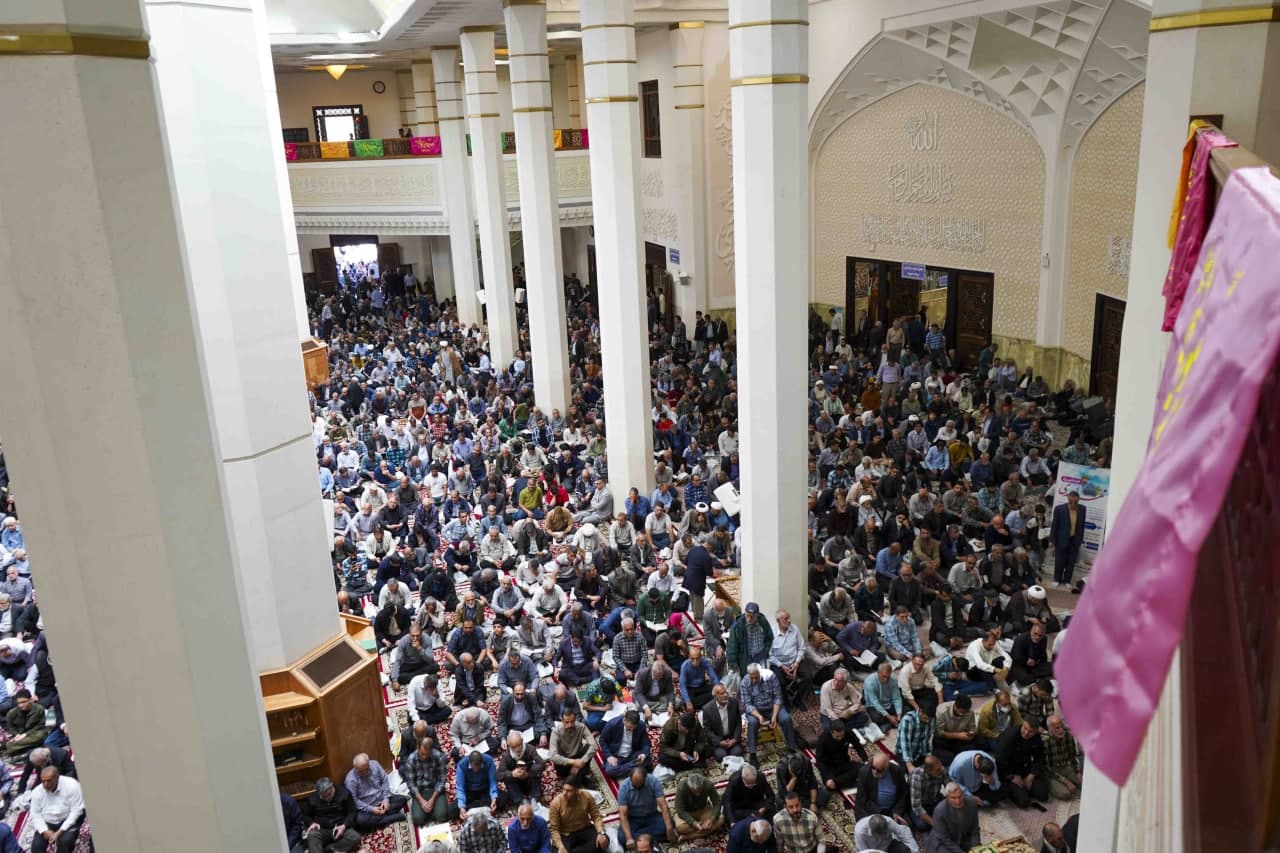 photo 2025 03 28 13 36 18 2 - راهپیمایی روز جهانی قدس در سومین حرم اهل‌بیت علیهم السلام
