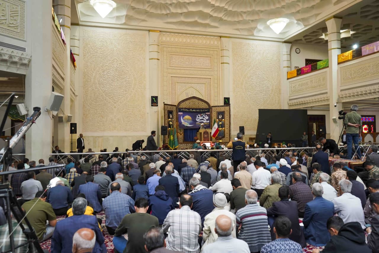 photo 2025 03 28 13 36 39 - راهپیمایی روز جهانی قدس در سومین حرم اهل‌بیت علیهم السلام