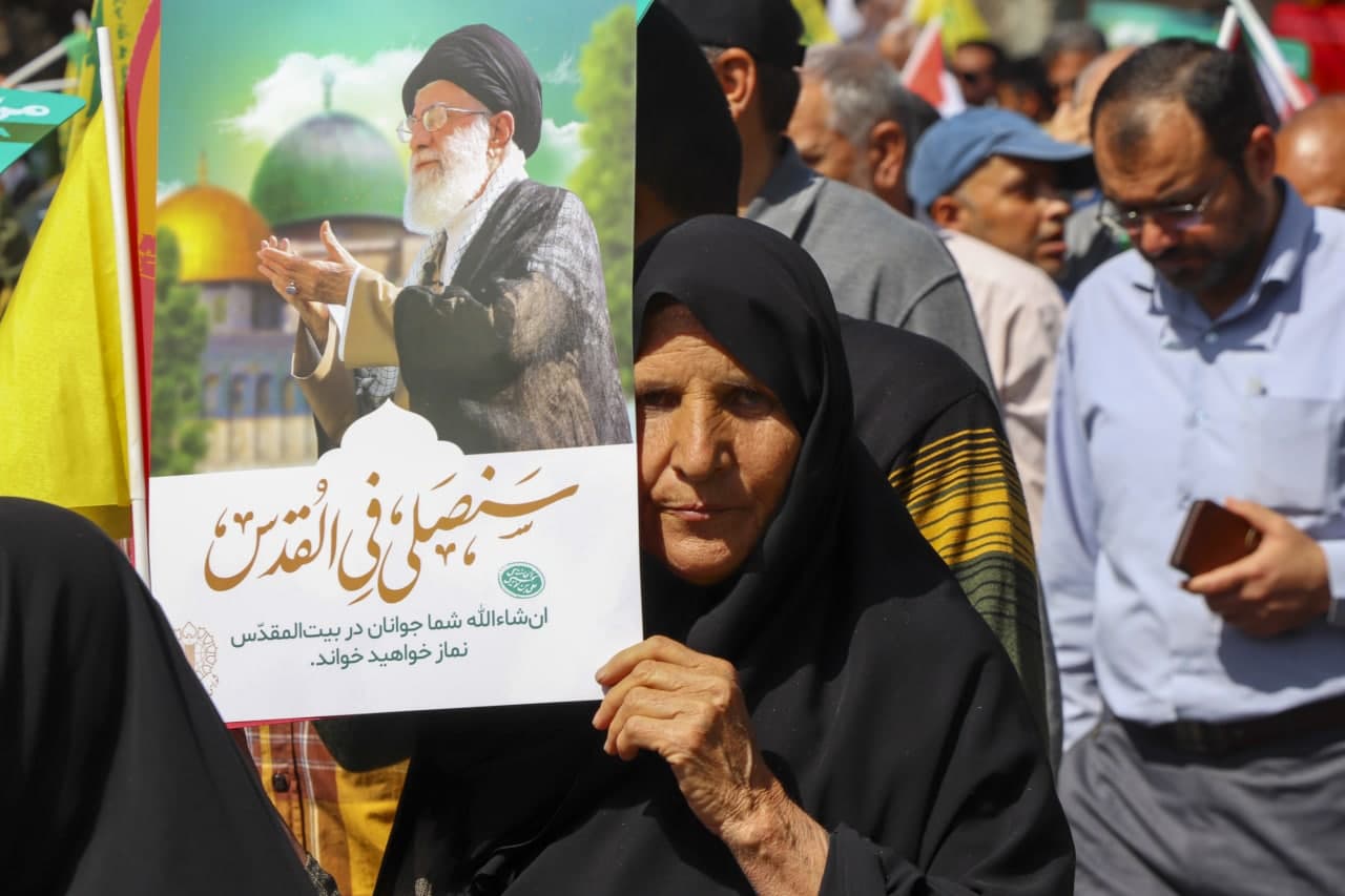 photo 2025 03 28 13 36 44 - راهپیمایی روز جهانی قدس در سومین حرم اهل‌بیت علیهم السلام