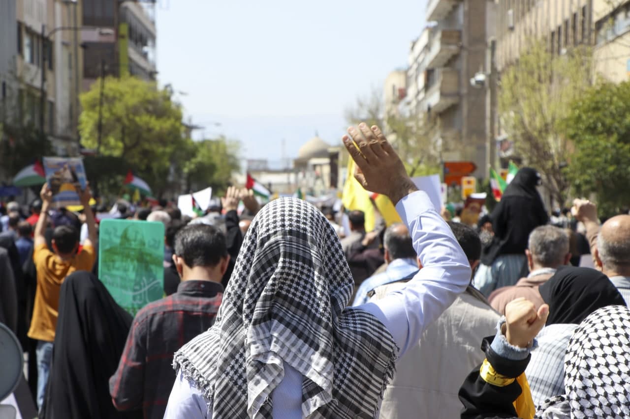 photo 2025 03 28 13 36 50 - راهپیمایی روز جهانی قدس در سومین حرم اهل‌بیت علیهم السلام