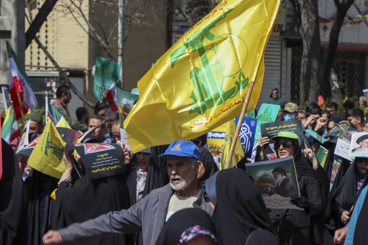 photo 2025 03 28 13 36 53 - راهپیمایی روز جهانی قدس در سومین حرم اهل‌بیت علیهم السلام