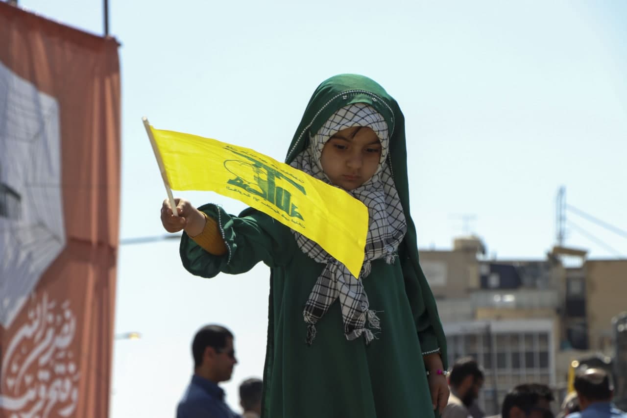 photo 2025 03 28 13 36 54 2 - راهپیمایی روز جهانی قدس در سومین حرم اهل‌بیت علیهم السلام