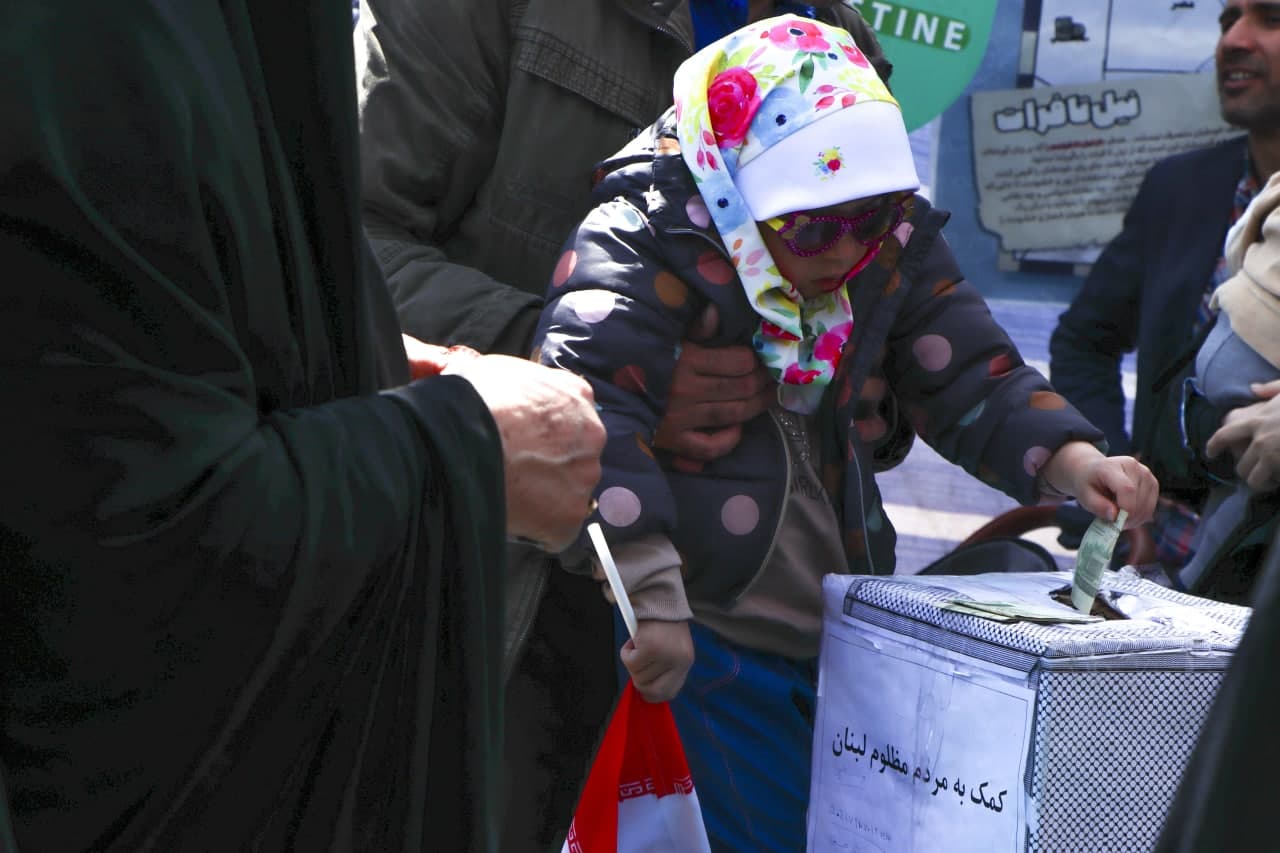 photo 2025 03 28 13 36 55 - راهپیمایی روز جهانی قدس در سومین حرم اهل‌بیت علیهم السلام