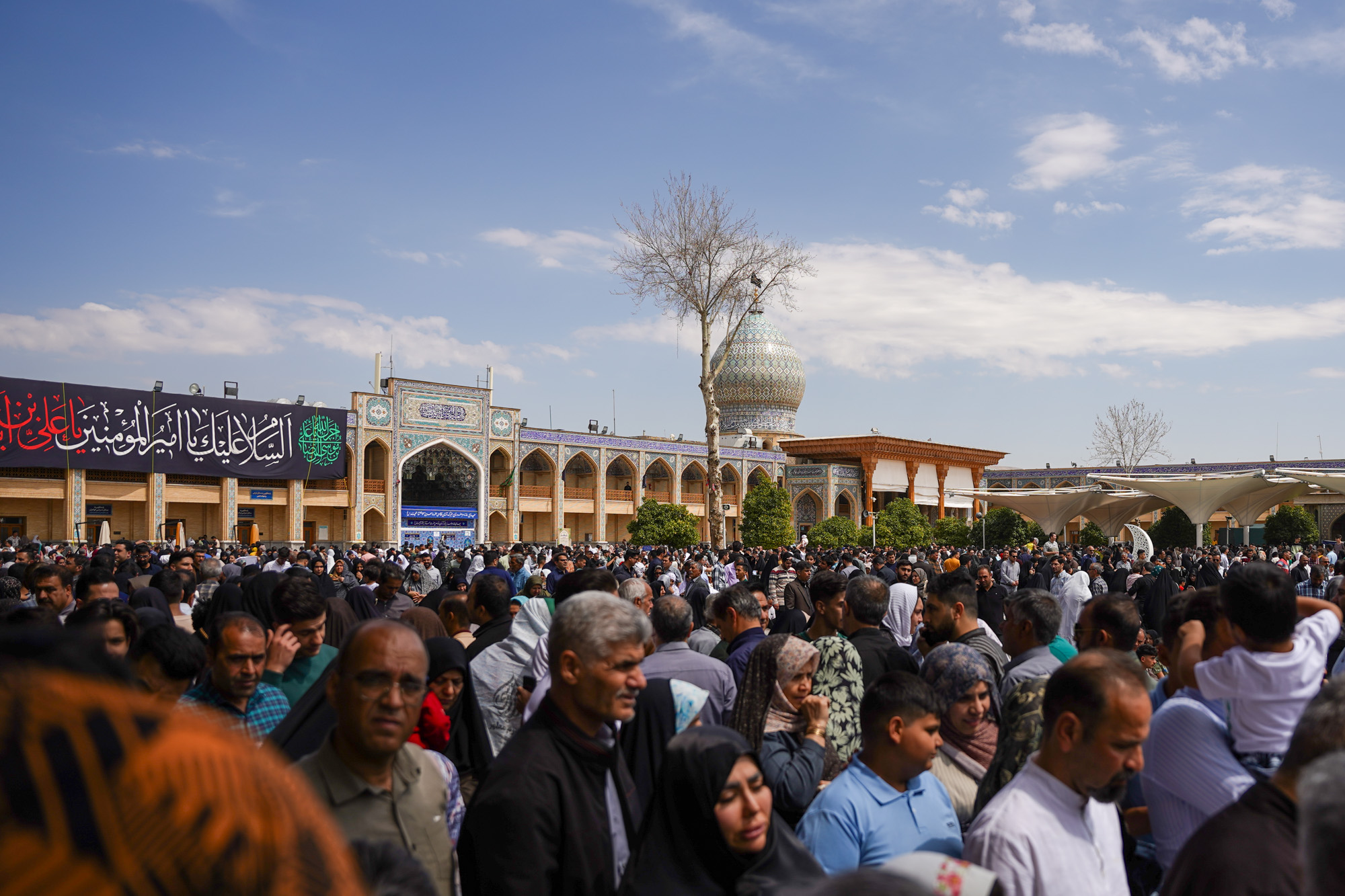 pic227186Nowrooz 16 - نوروز علوی 1404 در حرم مطهر حضرت احمد بن موسی الکاظم شاهچراغ علیه‌السلام