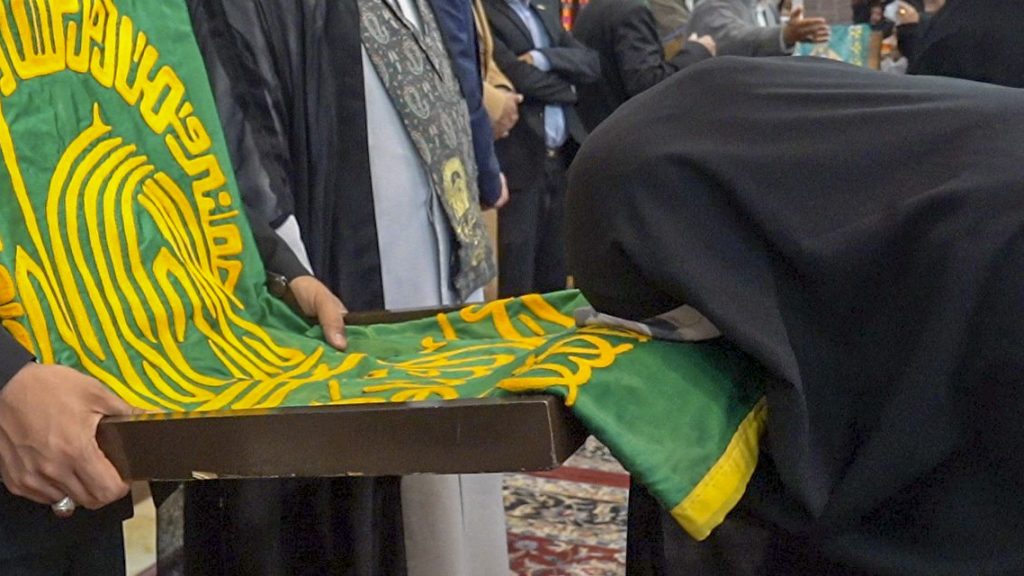 astanahmadi 24 1024x576 - مراسم شادپیمایی و جشن میلاد حضرت فاطمه معصومه (ع) و گرامیداشت روز دختر در حرم مطهر حضرت شاهچراغ (ع)