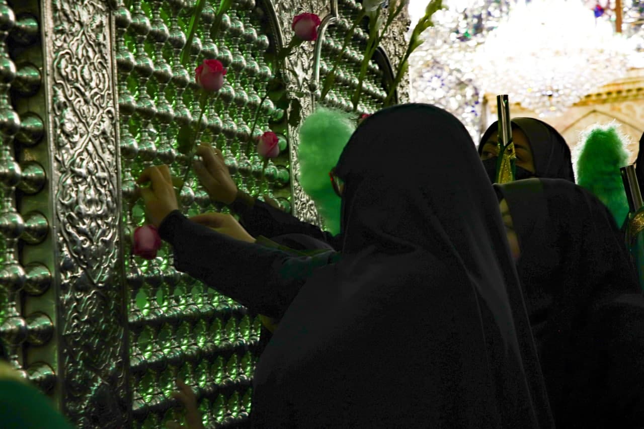 photo 2025 04 29 11 59 17 - مراسم شادپیمایی و جشن میلاد حضرت فاطمه معصومه (ع) و گرامیداشت روز دختر در حرم مطهر حضرت شاهچراغ (ع)