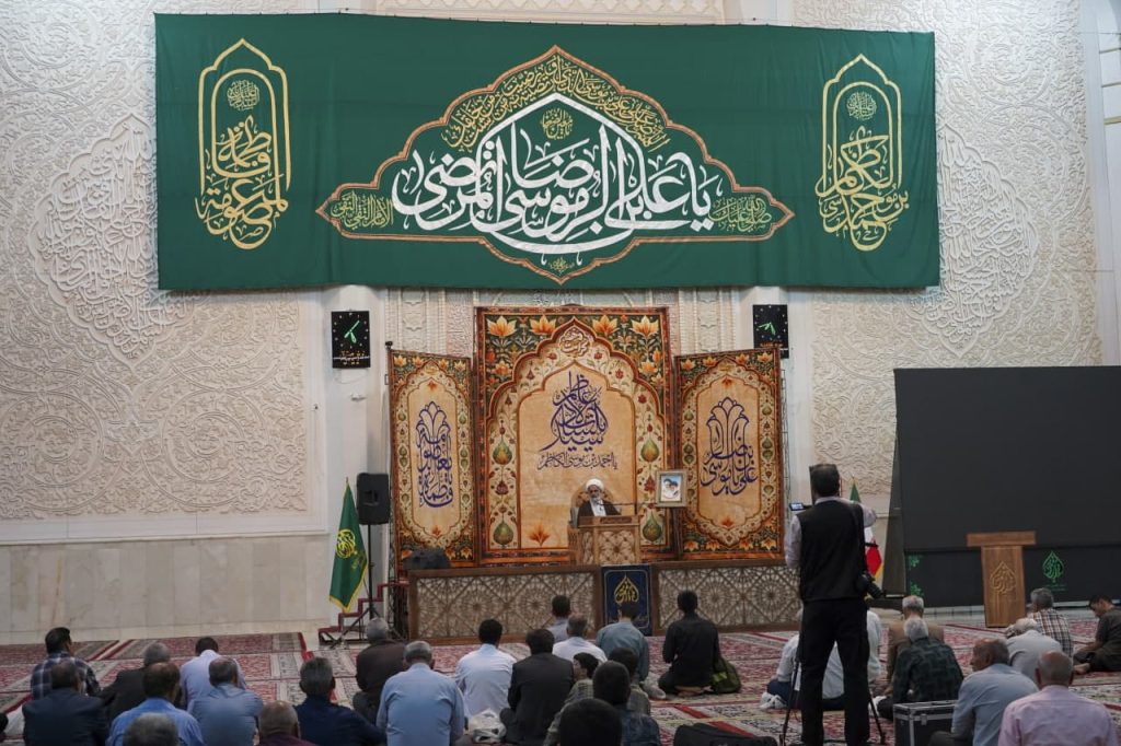 photo 2025 04 29 21 17 54 1024x682 - مراسم جشن شام ولادت باسعادت حضرت معصومه سلام الله علیها در حرم مطهر حضرت شاهچراغ علیه السلام