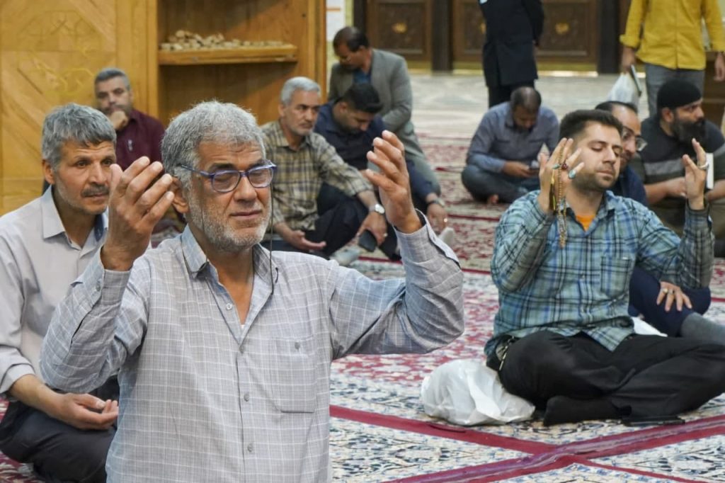 photo 2025 04 29 21 17 55 1024x682 - مراسم جشن شام ولادت باسعادت حضرت معصومه سلام الله علیها در حرم مطهر حضرت شاهچراغ علیه السلام