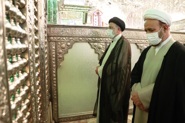 163421865717857100 - تصاویر | حضور شهید آیت‌الله رئیسی در حرم مطهر حضرت شاهچراغ علیه‌السلام
