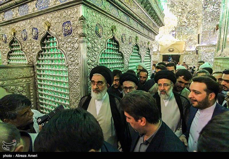 2004713 - تصاویر با کیفیت حضور شهید آیت‌الله رئیسی در حرم مطهر حضرت شاهچراغ علیه‌السلام