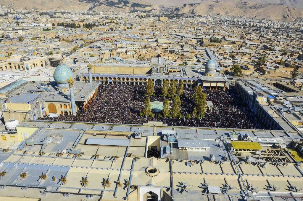 astanahmadi 14 1 1024x678 - مجموعه عکس هوایی از حرم مطهر حضرت شاهچراغ علیه السلام