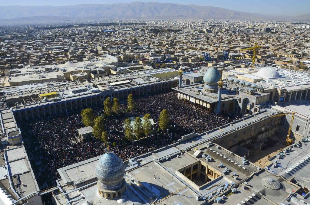 astanahmadi 15 1 1024x678 - مجموعه عکس هوایی از حرم مطهر حضرت شاهچراغ علیه السلام