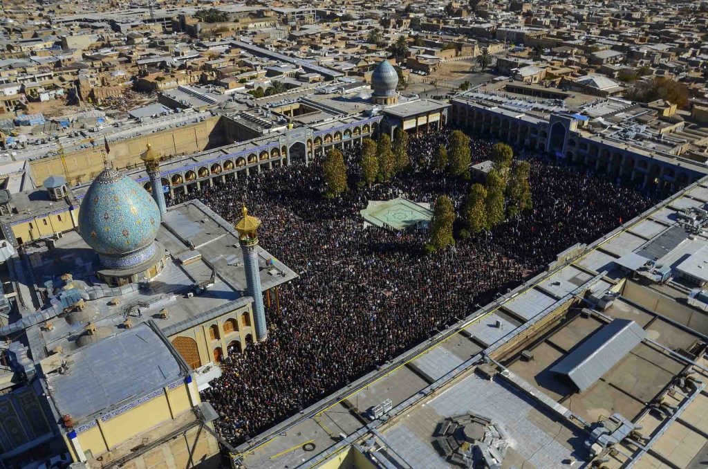 astanahmadi 18 1 1024x678 - مجموعه عکس هوایی از حرم مطهر حضرت شاهچراغ علیه السلام