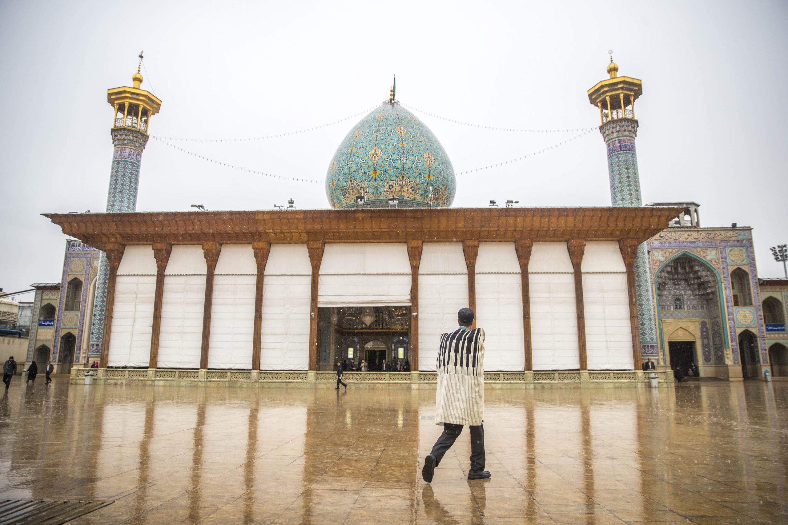astanahmadi 20 scaled - مجموعه تصاویر و عکس از گنبد و بارگاه آستان مقدس حضرت شاهچراغ علیه السلام