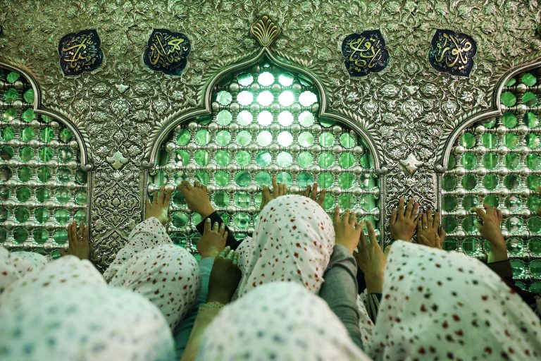 مجموعه اشعار در مدح حضرت احمد بن موسی شاهچراغ علیه السلام