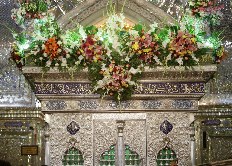 مولودی حاج محمود کریمی به مناسبت بزرگداشت حضرت احمد بن موسی شاهچراغ (ع)
