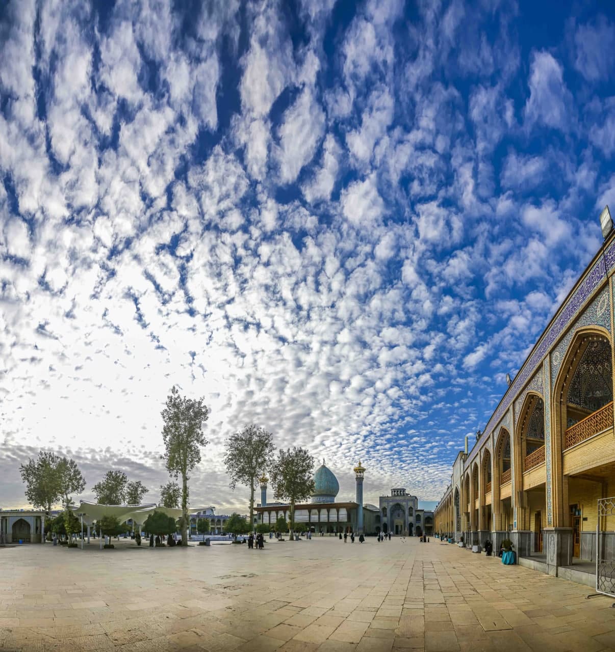 photo 2025 05 01 01 20 27 2 - مجموعه تصاویر و عکس از گنبد و بارگاه آستان مقدس حضرت شاهچراغ علیه السلام