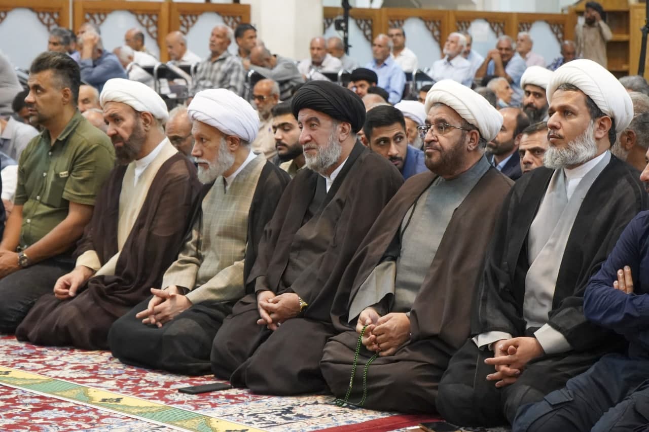 photo 2025 05 04 00 25 46 - تصاویر| مراسم جشن شب بزرگداشت حضرت احمد بن موسی الکاظم شاهچراغ علیه‌السلام در حرم مطهر