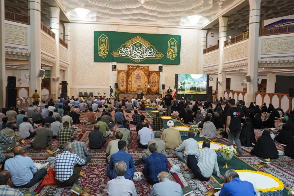 photo 2025 05 05 22 15 06 1024x682 - چهاردهمین محفل انس با قرآن کریم «بُشری» به مناسبت بزرگداشت حضرت احمد بن موسی الکاظم شاهچراغ علیه السلام