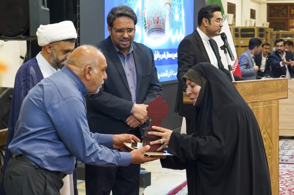 photo 2025 05 05 22 15 09 2 1024x682 - چهاردهمین محفل انس با قرآن کریم «بُشری» به مناسبت بزرگداشت حضرت احمد بن موسی الکاظم شاهچراغ علیه السلام