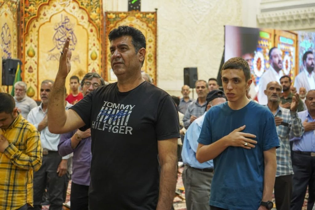 photo 2025 05 05 22 15 11 2 1024x682 - چهاردهمین محفل انس با قرآن کریم «بُشری» به مناسبت بزرگداشت حضرت احمد بن موسی الکاظم شاهچراغ علیه السلام