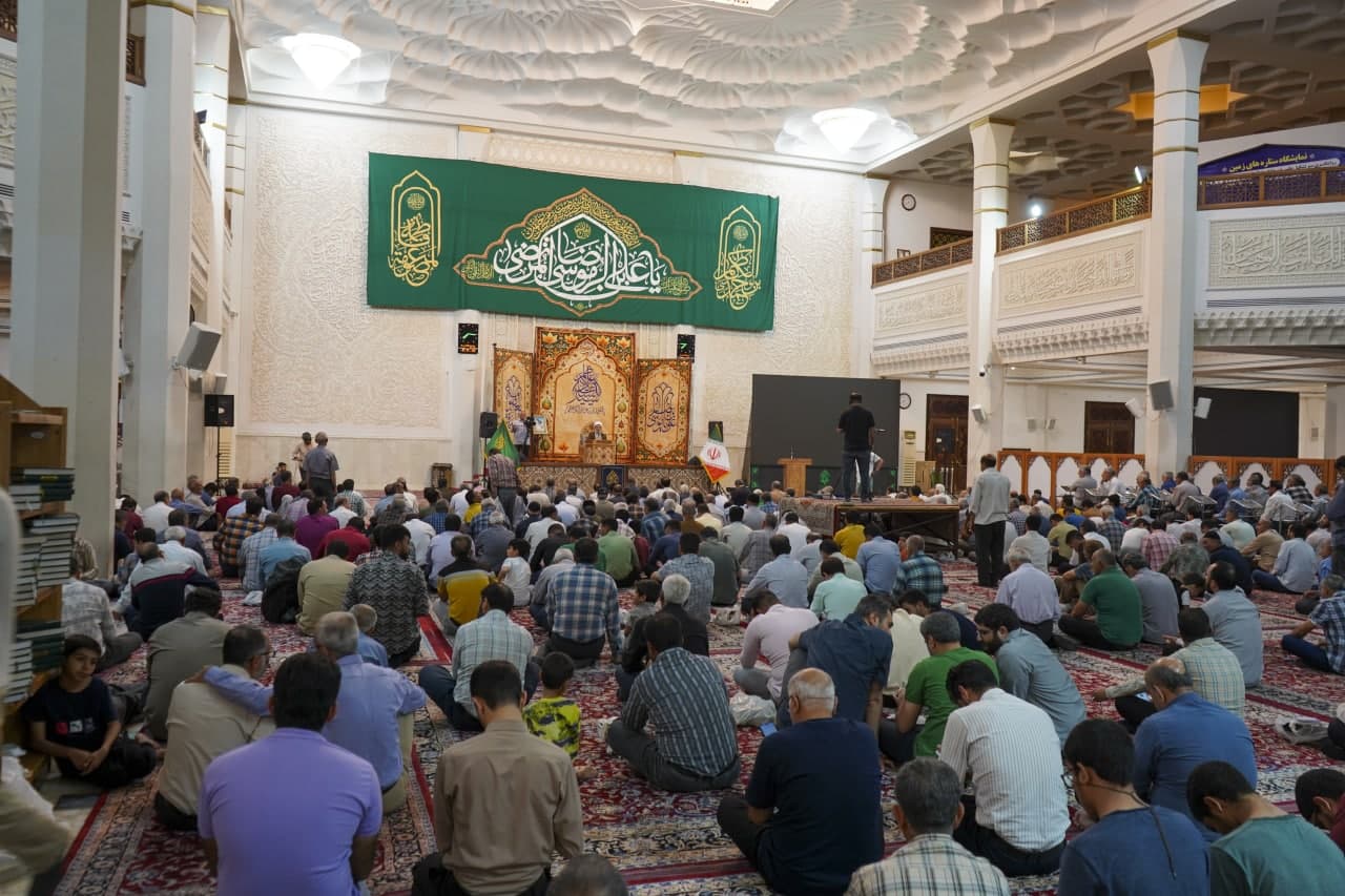photo 2025 05 08 21 15 04 2 - تصاویر | شب میلاد امام رضا علیه‌السلام در حرم مطهر حضرت شاهچراغ علیه‌السلام