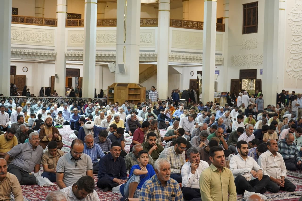photo 2025 05 08 21 15 04 - تصاویر | شب میلاد امام رضا علیه‌السلام در حرم مطهر حضرت شاهچراغ علیه‌السلام