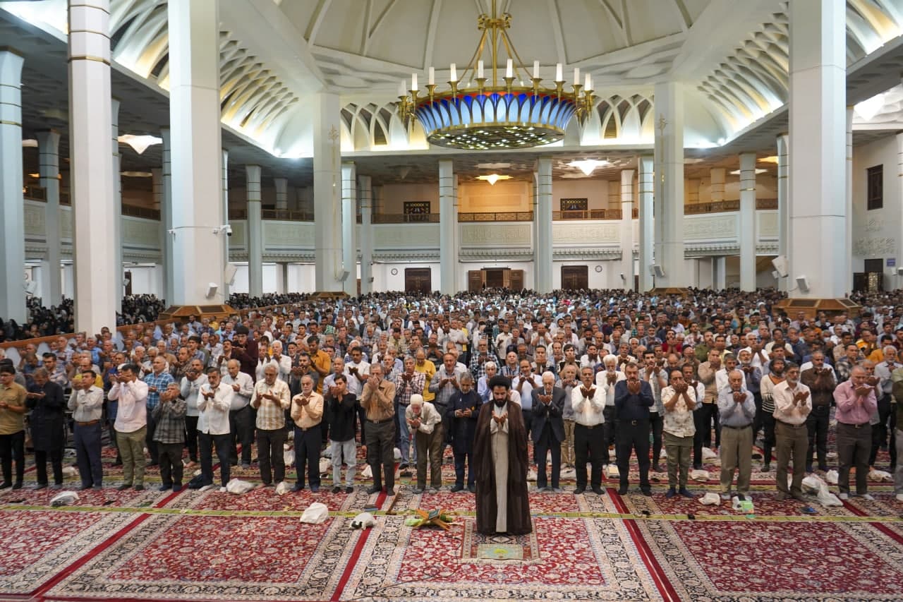 photo 2025 05 08 21 15 05 3 - تصاویر | شب میلاد امام رضا علیه‌السلام در حرم مطهر حضرت شاهچراغ علیه‌السلام