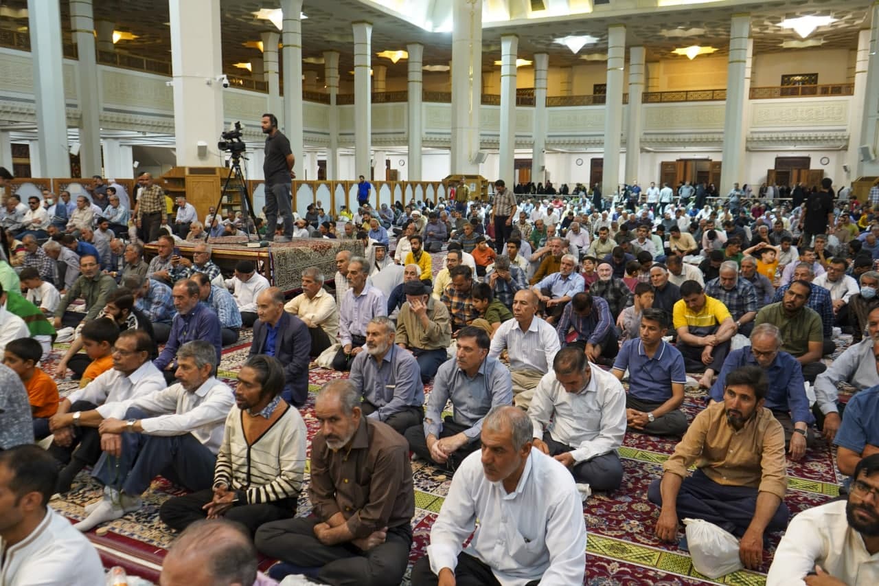 photo 2025 05 08 21 15 05 - تصاویر | شب میلاد امام رضا علیه‌السلام در حرم مطهر حضرت شاهچراغ علیه‌السلام