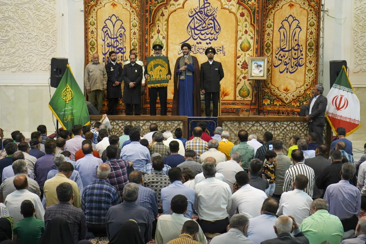 تصاویر| جشن شام میلاد حضرت رضا علیهالسلام در حرم مطهر حضرت شاهچراغ علیهالسلام photo 2025 05 09 22 13 16 - تصاویر| جشن شام میلاد حضرت رضا علیهالسلام در حرم مطهر حضرت شاهچراغ علیهالسلام