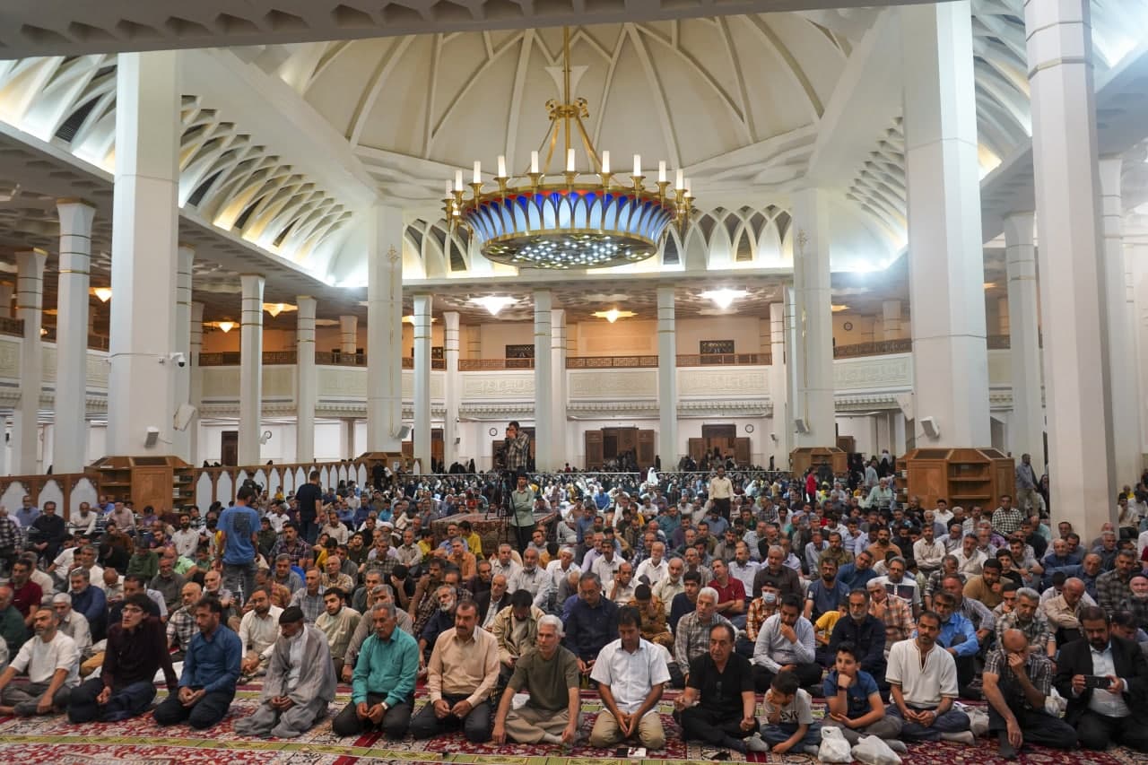 photo 2025 05 09 22 13 18 2 - تصاویر| جشن شام میلاد حضرت رضا علیه‌السلام در حرم مطهر حضرت شاهچراغ علیه‌السلام