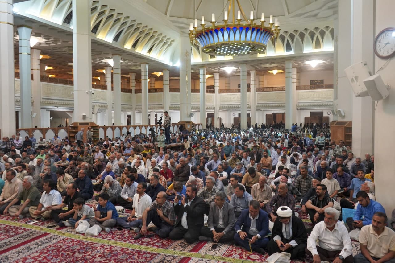 photo 2025 05 09 22 13 28 - تصاویر| جشن شام میلاد حضرت رضا علیه‌السلام در حرم مطهر حضرت شاهچراغ علیه‌السلام