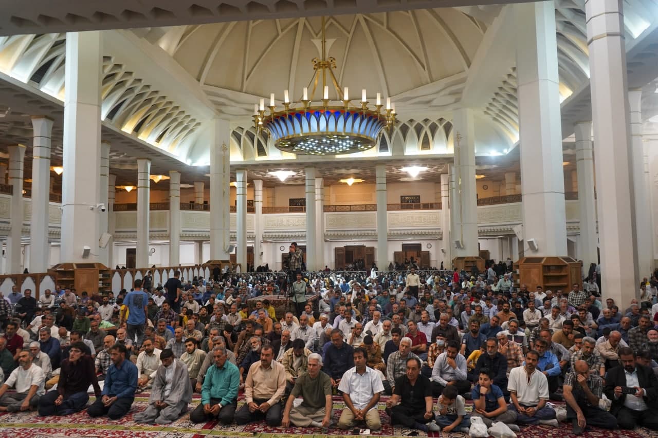 photo 2025 05 09 22 13 29 - تصاویر| جشن شام میلاد حضرت رضا علیه‌السلام در حرم مطهر حضرت شاهچراغ علیه‌السلام