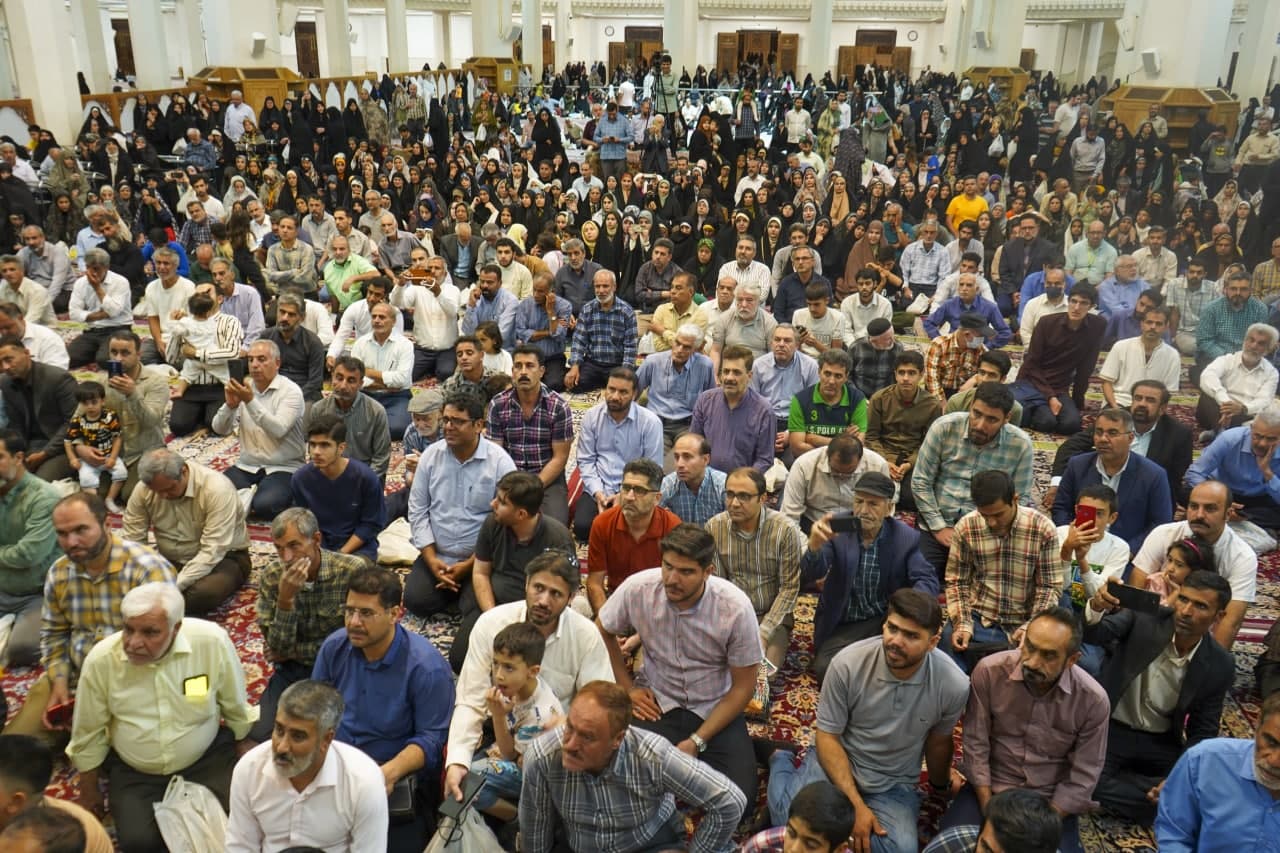 تصاویر| جشن شام میلاد حضرت رضا علیهالسلام در حرم مطهر حضرت شاهچراغ علیهالسلام photo 2025 05 09 22 13 33 2 - تصاویر| جشن شام میلاد حضرت رضا علیهالسلام در حرم مطهر حضرت شاهچراغ علیهالسلام
