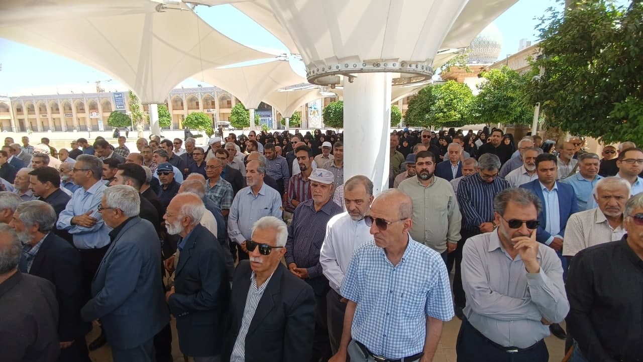 photo 2025 05 18 12 51 41 2 - تصاویر | مراسم تشییع و خاکسپاری دکتر جلیل عرفان‌ منش در حرم مطهر حضرت شاهچراغ علیه السلام