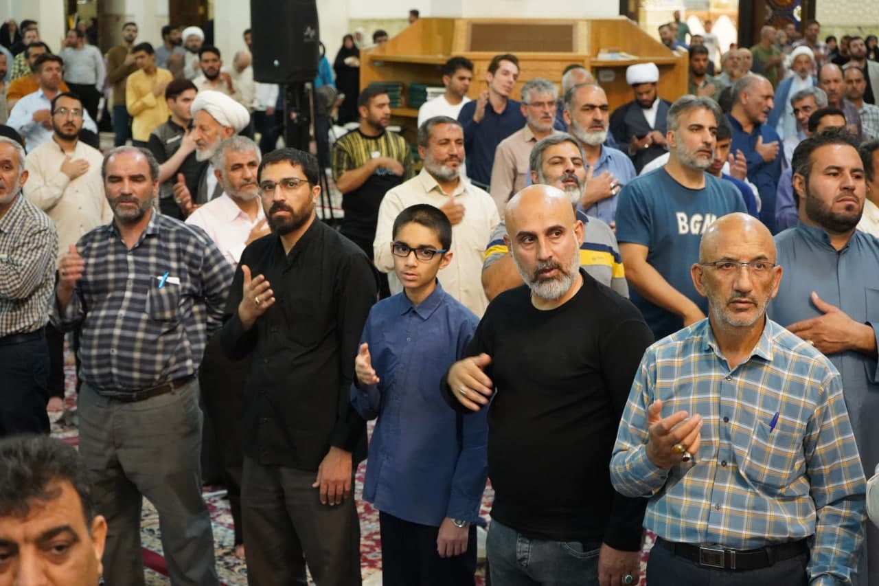 photo 2025 05 19 22 42 08 - گزارش تصویری | نخستین سالگرد شهادت آیت الله سید ابراهیم رئیسی در حرم مطهر حضرت شاهچراغ علیه السلام