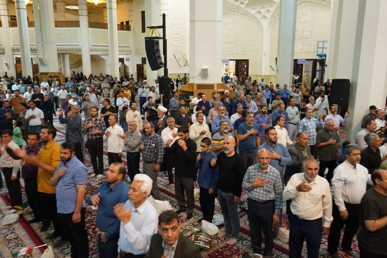 photo 2025 05 19 22 42 11 - گزارش تصویری | نخستین سالگرد شهادت آیت الله سید ابراهیم رئیسی در حرم مطهر حضرت شاهچراغ علیه السلام