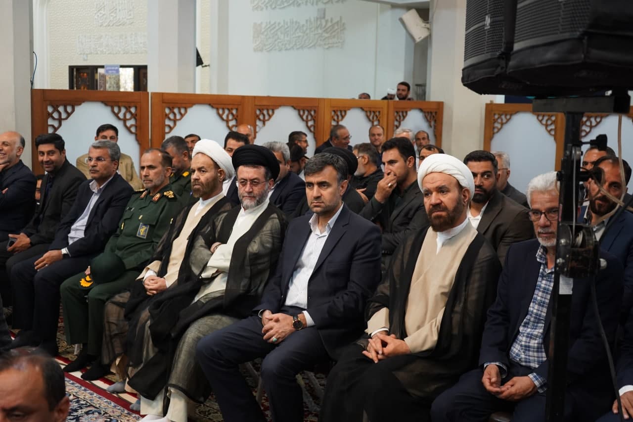 photo 2025 05 19 22 42 44 - گزارش تصویری | نخستین سالگرد شهادت آیت الله سید ابراهیم رئیسی در حرم مطهر حضرت شاهچراغ علیه السلام