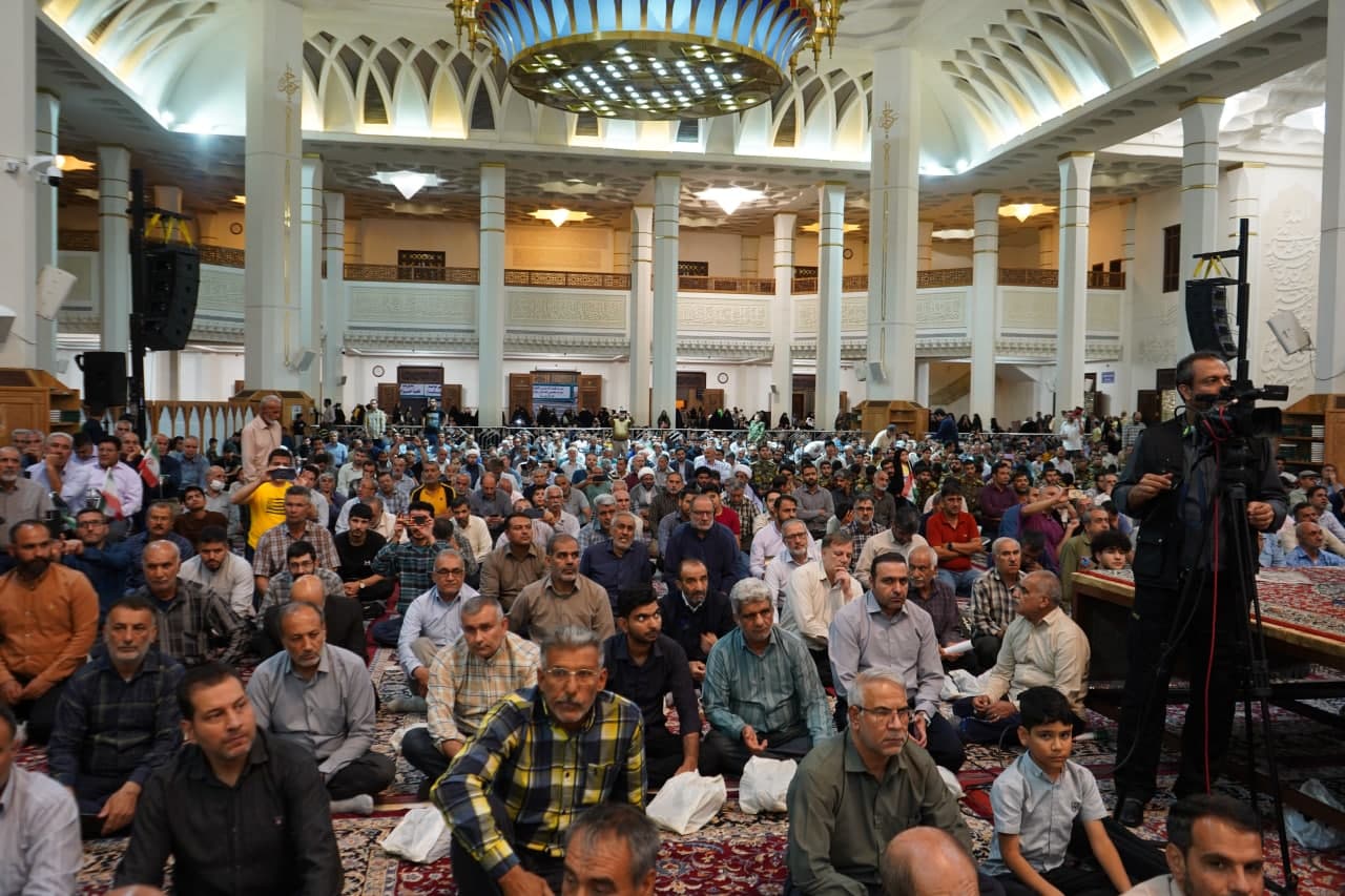 photo 2025 05 19 22 42 45 - گزارش تصویری | نخستین سالگرد شهادت آیت الله سید ابراهیم رئیسی در حرم مطهر حضرت شاهچراغ علیه السلام
